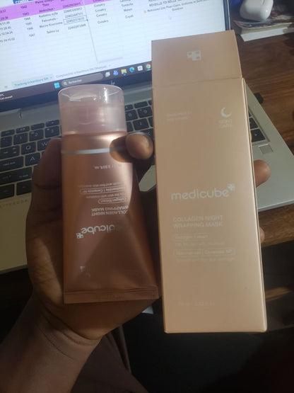 RÉVEILLE-TOI BELLE. SANS MAQUILLAGE.